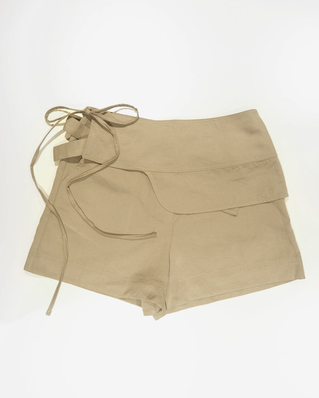 belted panel mini pants