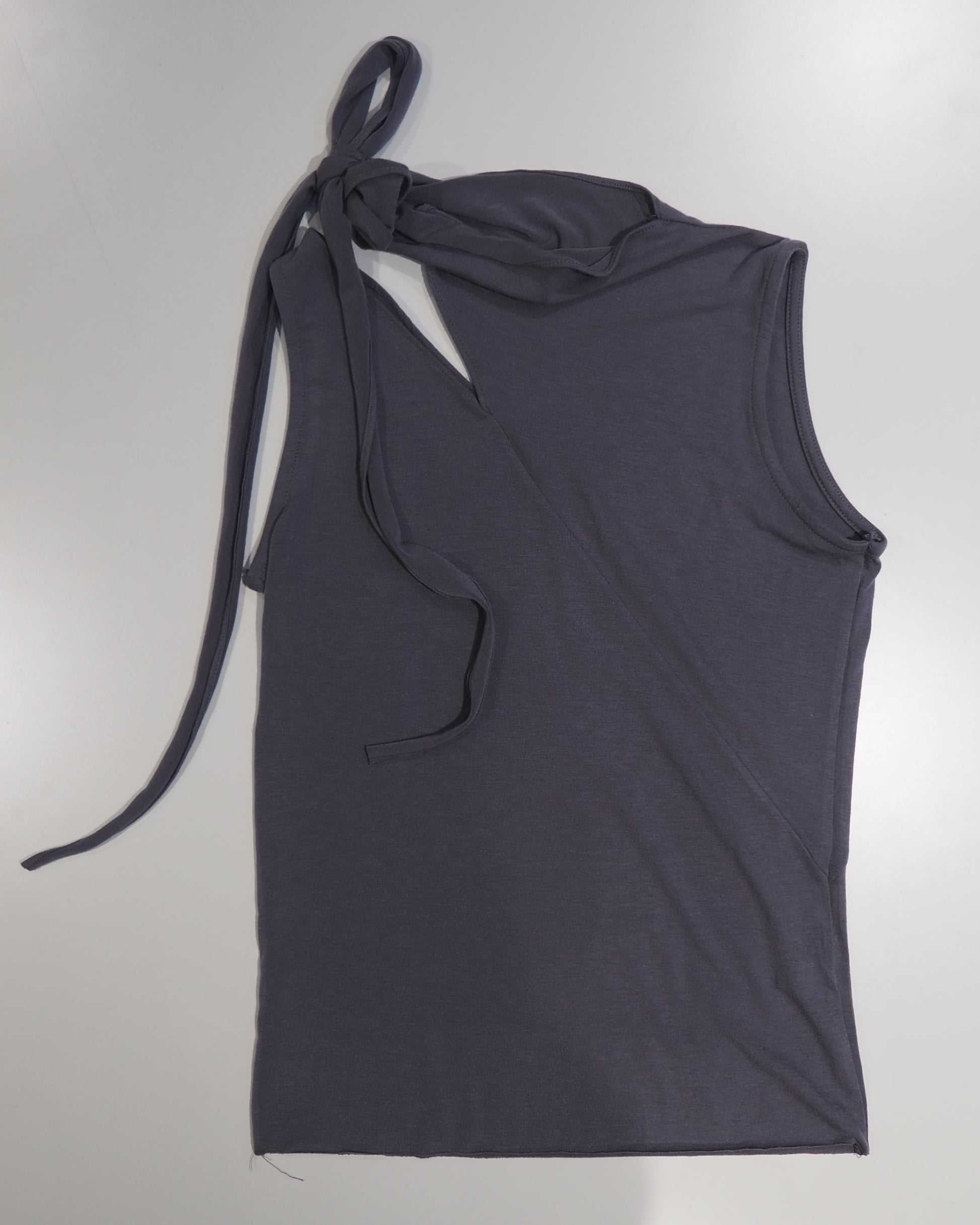 Ribon Strapped Tanktop