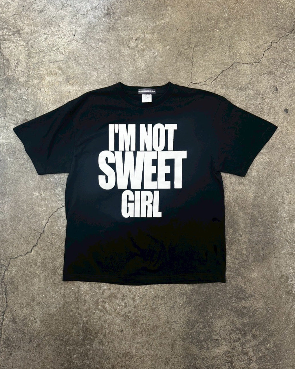 I&#39;M NOT SWEET GIRL T-SHIRT［BLACK］