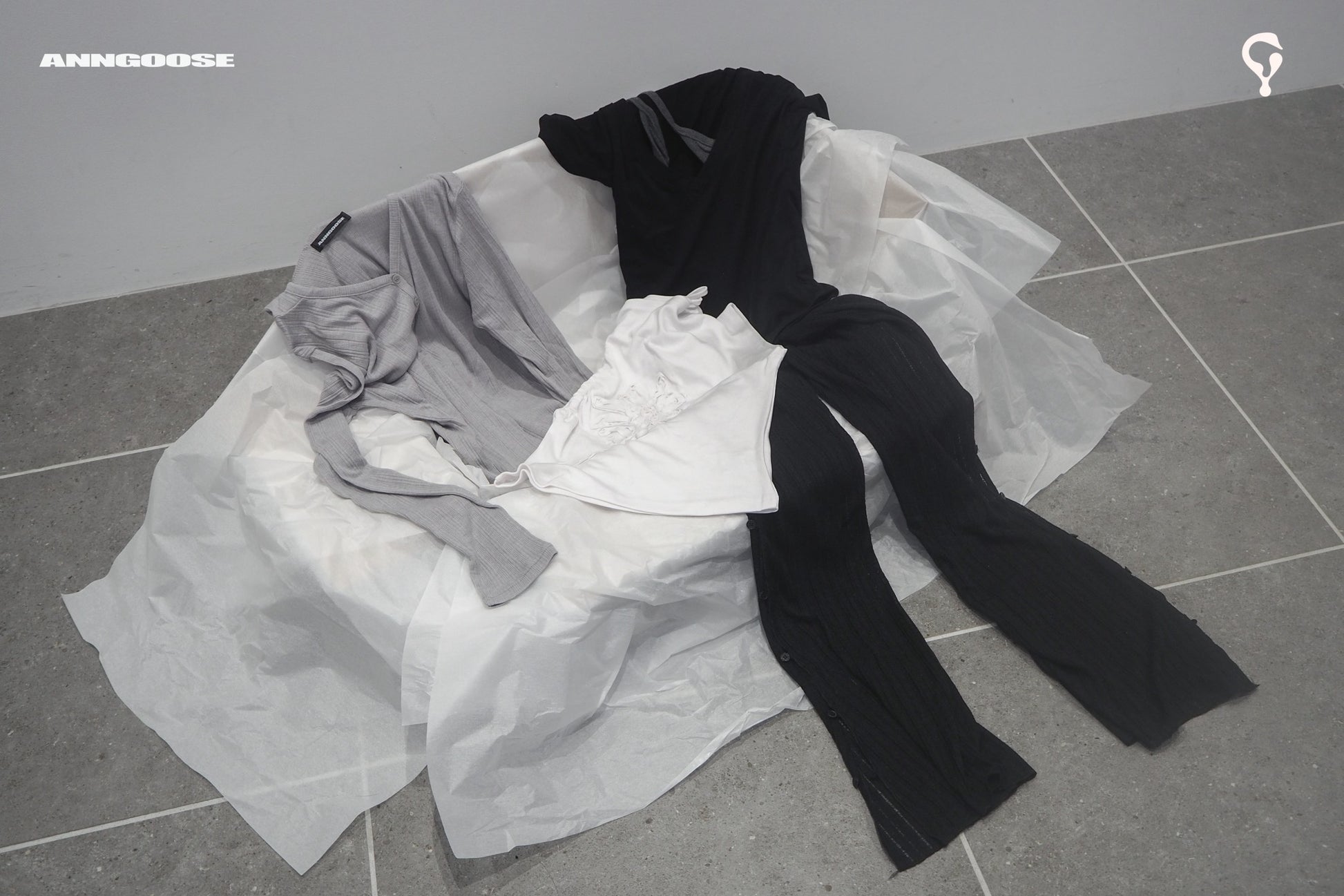 ARCHIVE SELECT PACK - (4 ITEMS)